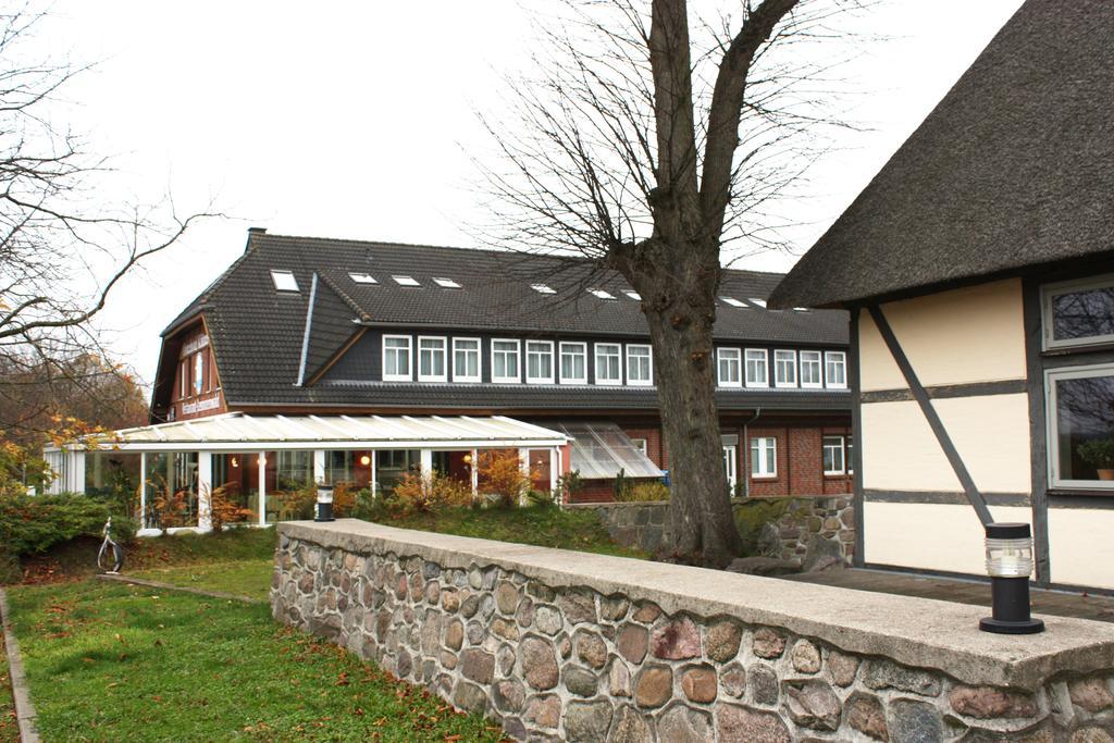 Ostseehotel Kluetzer Winkel Hohen Schoenberg Dış mekan fotoğraf