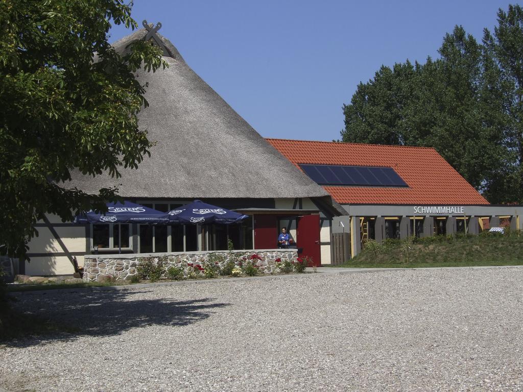Ostseehotel Kluetzer Winkel Hohen Schoenberg Dış mekan fotoğraf