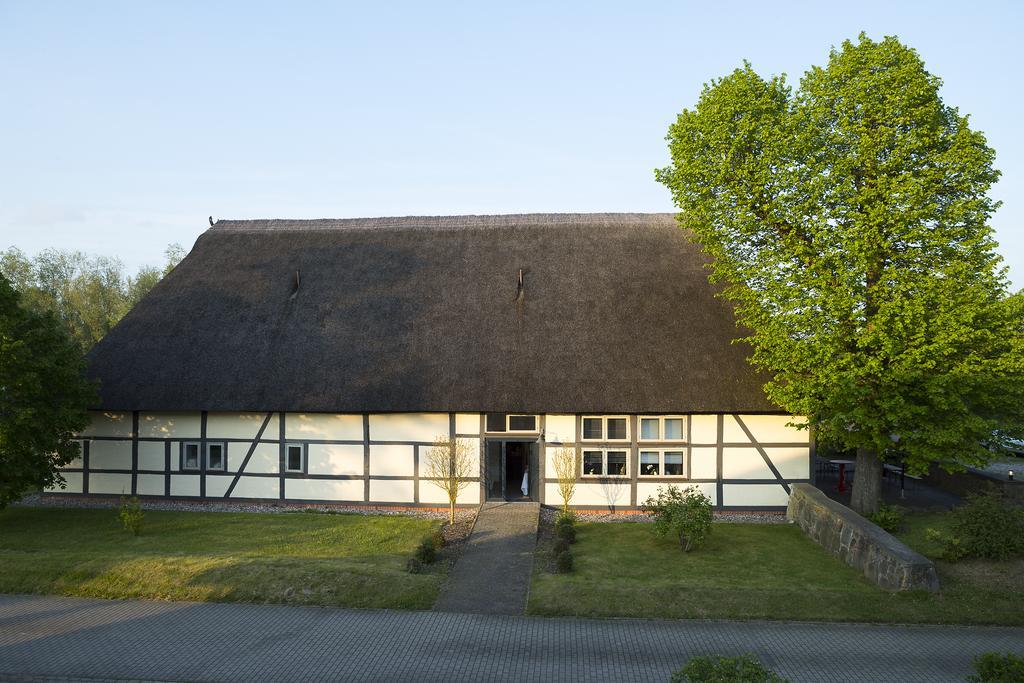 Ostseehotel Kluetzer Winkel Hohen Schoenberg Dış mekan fotoğraf