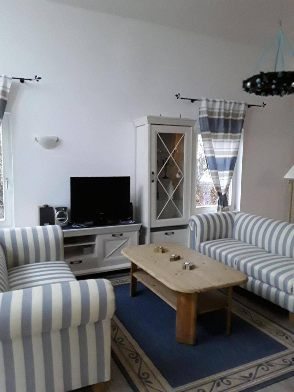 Ostseehotel Kluetzer Winkel Hohen Schoenberg Dış mekan fotoğraf